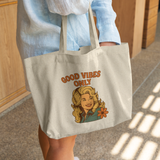 Good_Vibes_Only_Dolly_Pop_Art_Tote_Bag_CottonTote_L_WomanDigging_Mockup.png